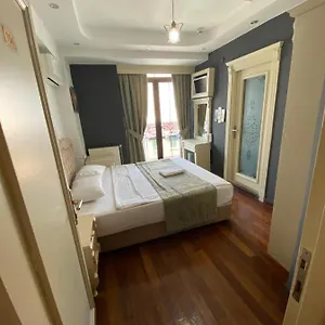 Hotel La Petite Maison, Istanbul