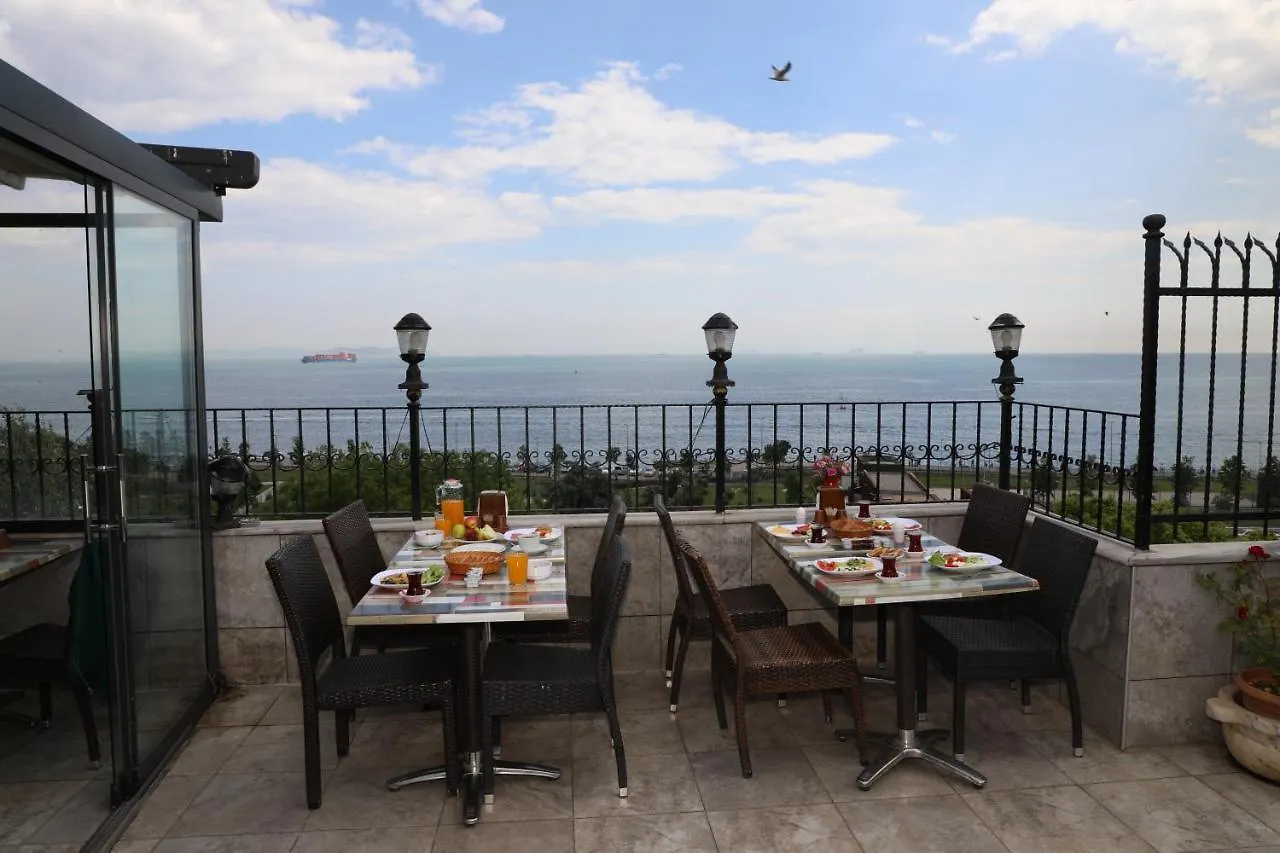 Seahouse Suites Hotel